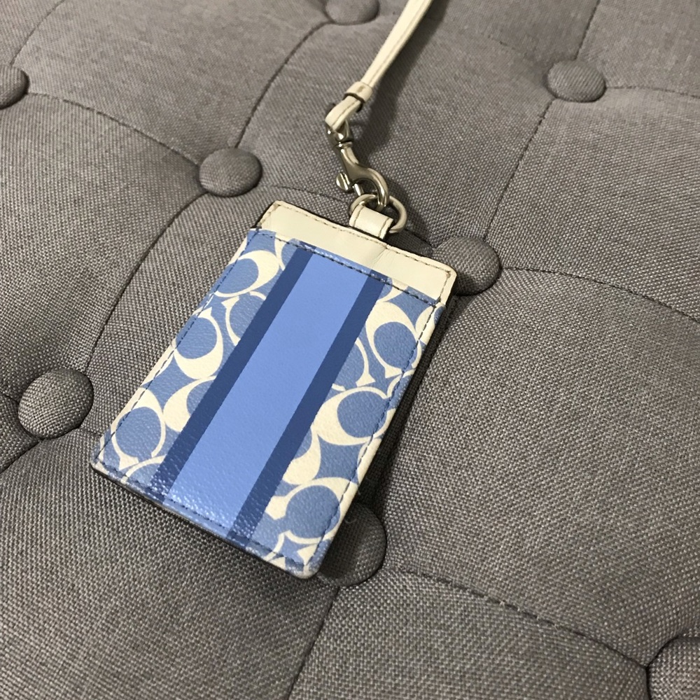 Coach ID Holder